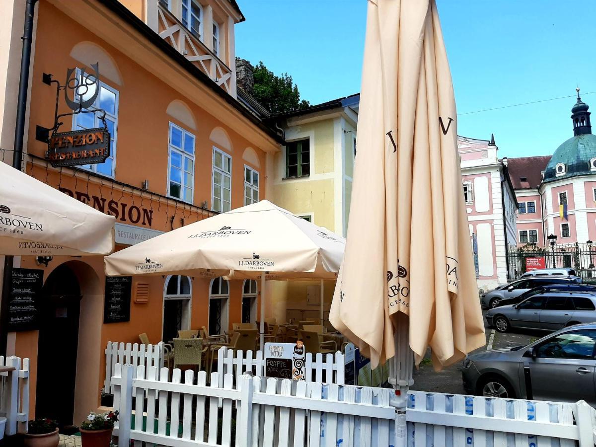 Penzion - Restaurant U Zamku Bečov nad Teplou エクステリア 写真